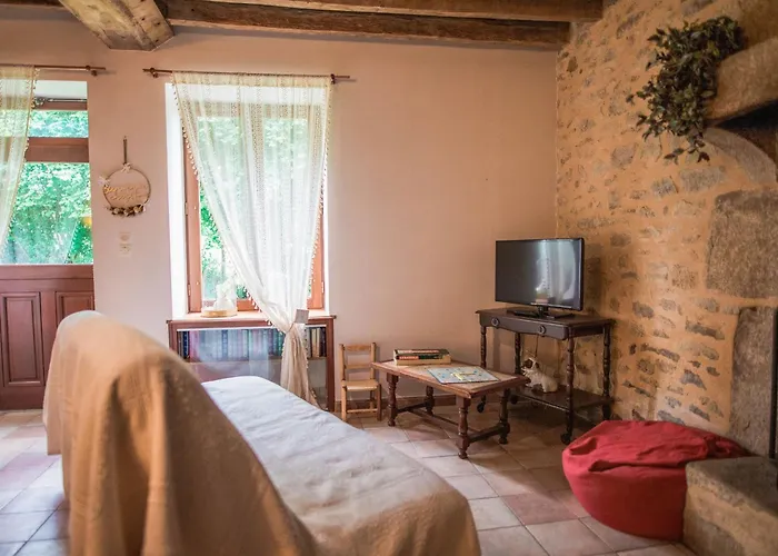 Сasa de vacaciones Familiale Aux Alpes Mancelles - 3 Chambres, Cheminée Et Activités Proches - Fr-1-410-149